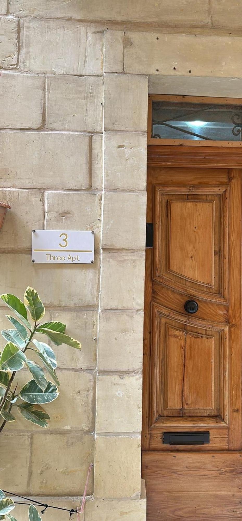 Three Apartment Birgu Exterior foto